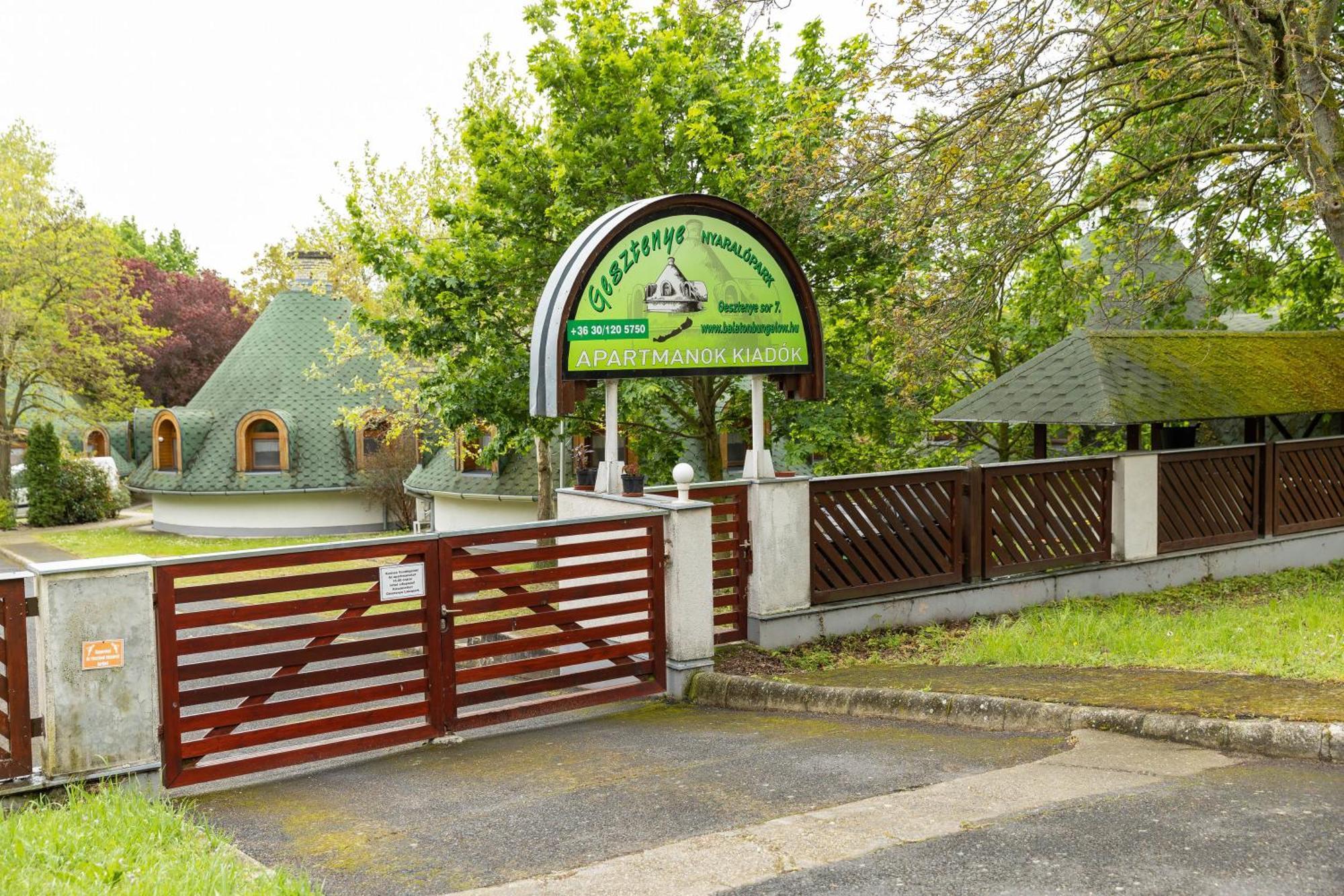 בלטונודבארי Gesztenye Nyaralopark מראה חיצוני תמונה